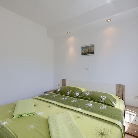 Apartman Mishel 2 Fazana Fažana Exterior foto
