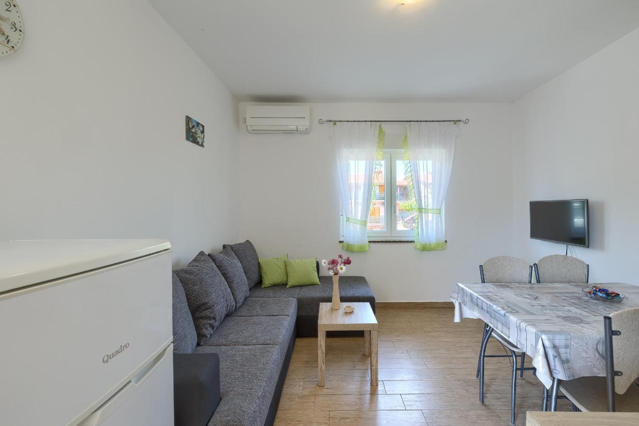 Apartman Mishel 2 Fazana Fažana Exterior foto
